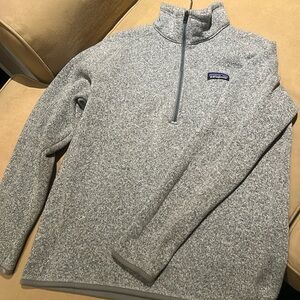 Women’s size Large Patagonia fleece half zip